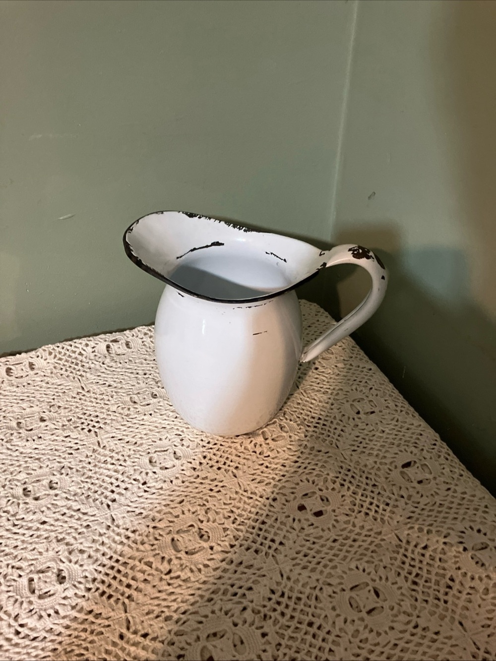 Vintage White Enamel Pitcher with Navy Trim – Rustic Farmhouse Charm